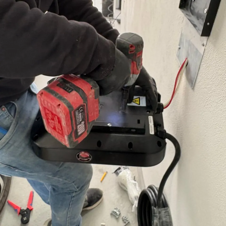 Servicios Eléctricos e Instalaciones en Santiago NL